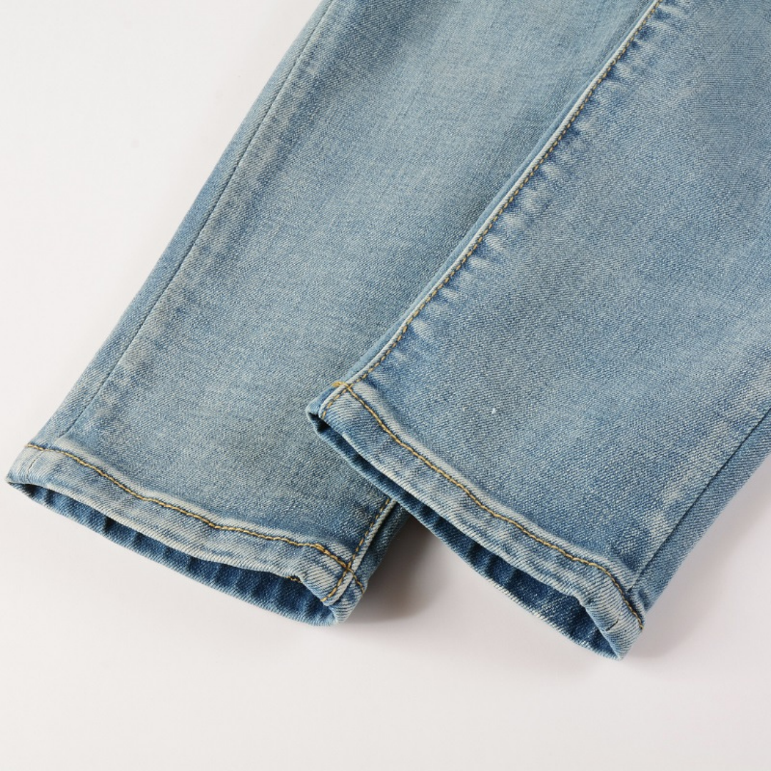 Rot Diamond Patch Jeans